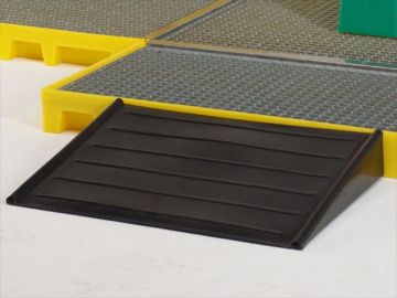 Kunststofframpe für Auffangwanne 775x580x115 mm,schwarz (pro Stück)