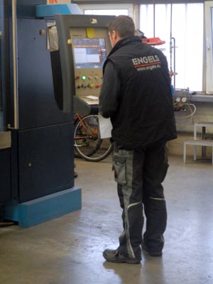 Programmierung-Laserschneidanlage